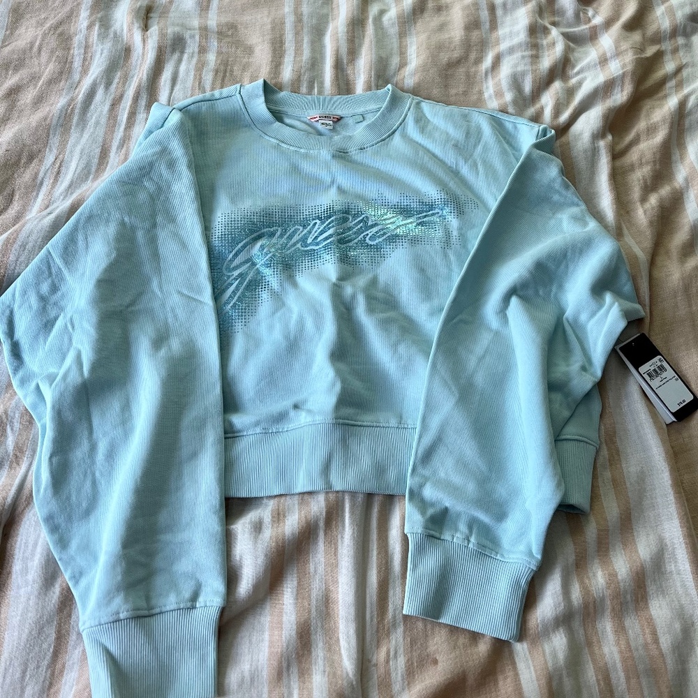 Guess with tag
